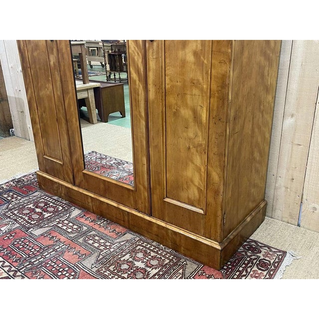 Victorian Wardrobe in Mahogany For Sale - Image 6 of 18