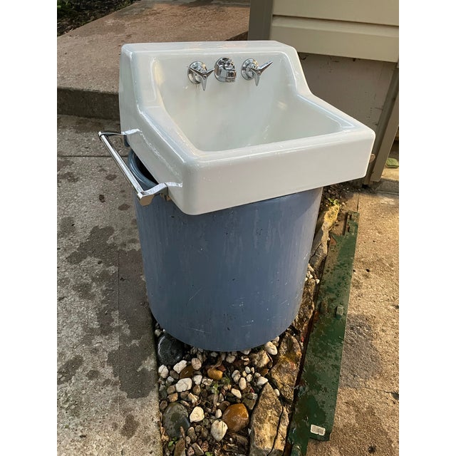 Vintage 1966 Kohler 2705 Cast Iron Wall Mount Bathroom Sink With Towel