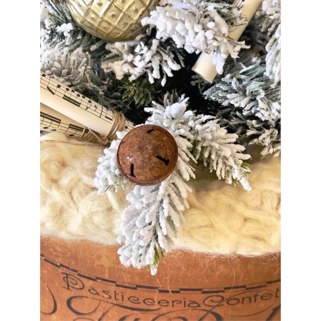 Large Panettone Box with Christmas Decoration, Gallarate, Italy, 1930s For Sale - Image 10 of 16