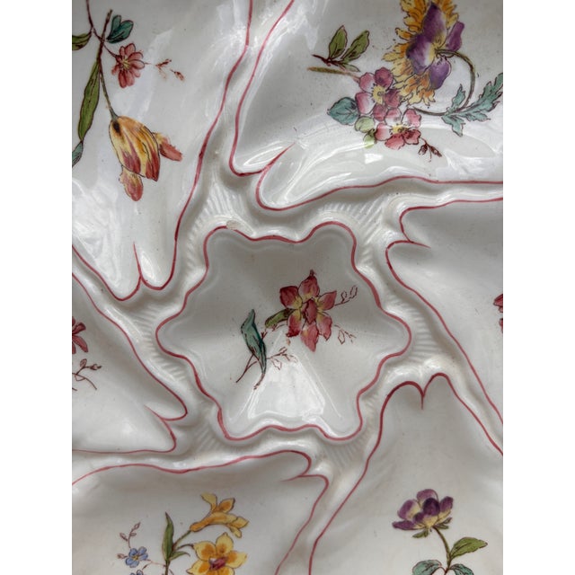 French Country Majolica Flowers Oyster Plate Longchamp, Circa 1900 For Sale - Image 3 of 7