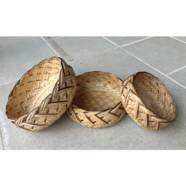 Late 20th-Century Artfully Handwoven Trio of Nested Rattan Circular Baskets For Sale - Image 17 of 18