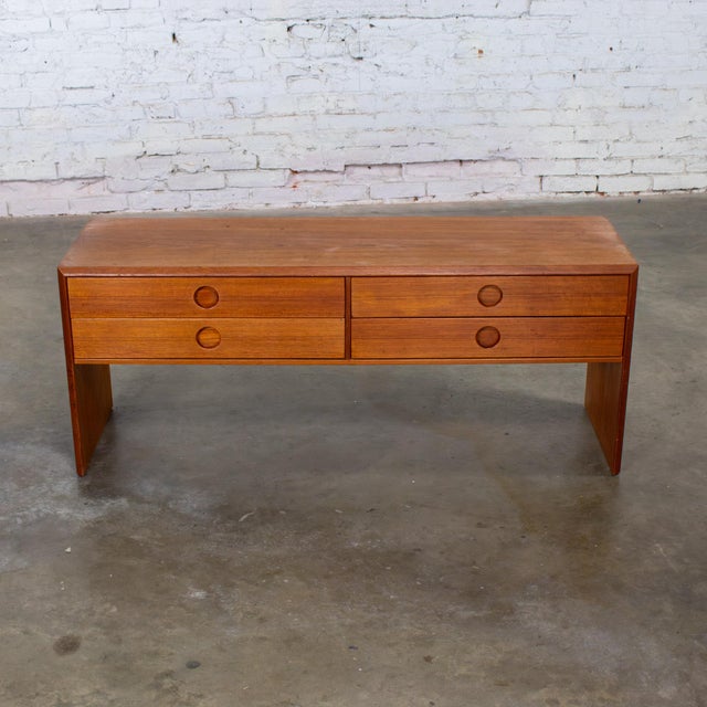 Kai Kristiansen Mid to Late 20th Century Scandinavian Modern Teak Low Chest Style of Kai Kristiansen For Sale - Image 4 of 18