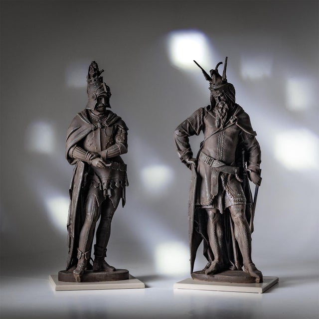 German Artist, Heroes of the Nibelungenlied, Cast Iron, Late 19th Century, Set of 2 For Sale - Image 15 of 15