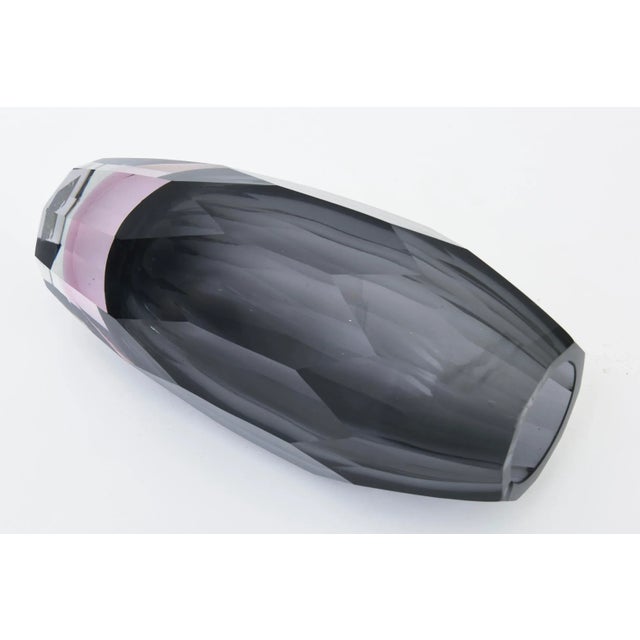Gray 80's Murano Sommerso Faceted Gray, Pink Gradient Vase For Sale - Image 8 of 11