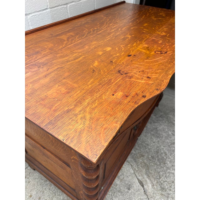 Antique Tiger Oak Buffet / Sideboard, Featuring Barley Twist Columns and Serpentine Front For Sale In Los Angeles - Image 6 of 10