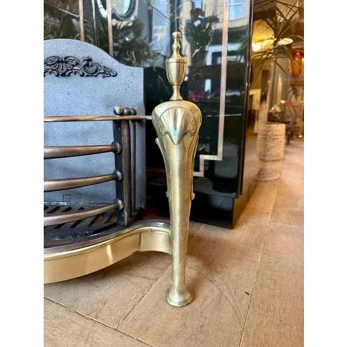 English Queen Anne Wrought Iron and Brass Fire Grate, 1890s For Sale - Image 4 of 11