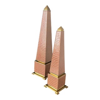 Vintage Faux Croc Obelisk Set | Light Brown Brass Decor For Sale