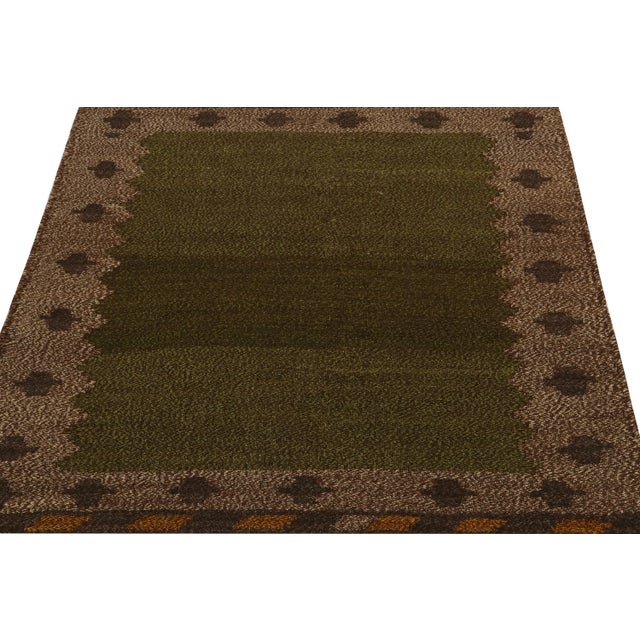 Tribal 1980s Vintage Sofreh Kilim Rug in Green Striae With Beige-Brown Border For Sale - Image 3 of 7