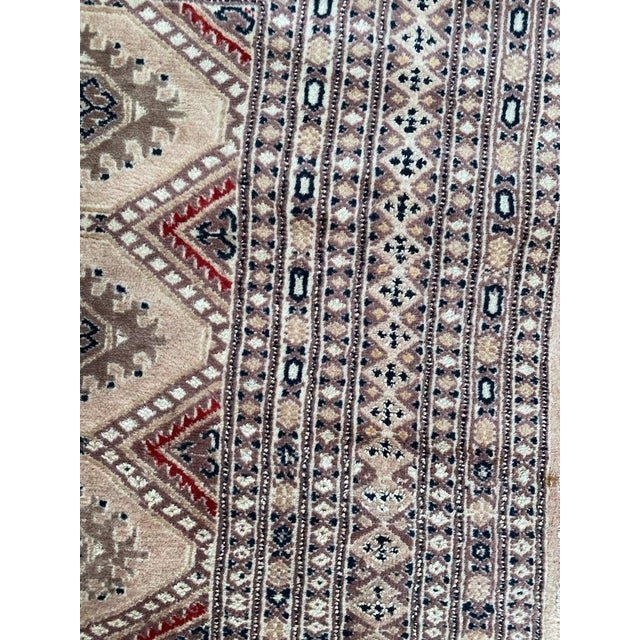 Vintage Pakistani Rug, 1980s For Sale - Image 13 of 18
