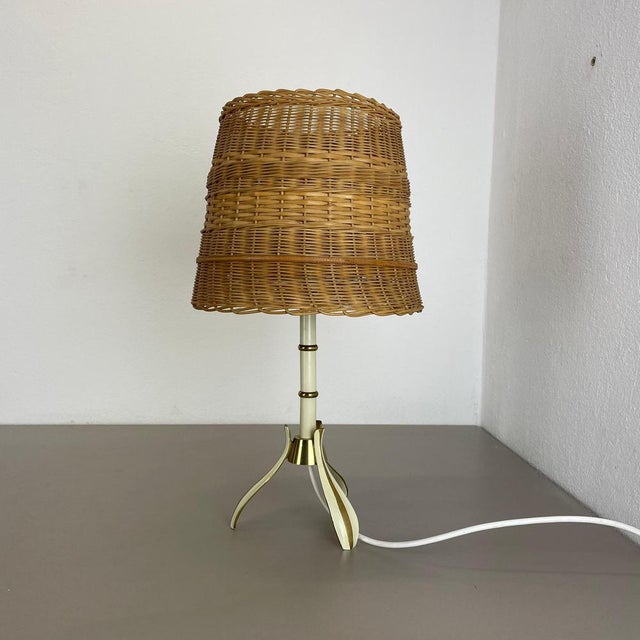 Original Rattan and Brass Table Light from Vereinigte Werkstätten, München, Germany, 1950s For Sale - Image 16 of 18