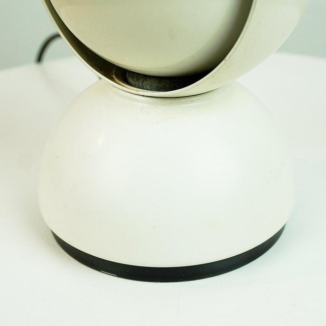 White White Eclisse Table Lamp attributed to Vico Magistretti for Artemide, Italy, 1960s For Sale - Image 8 of 15