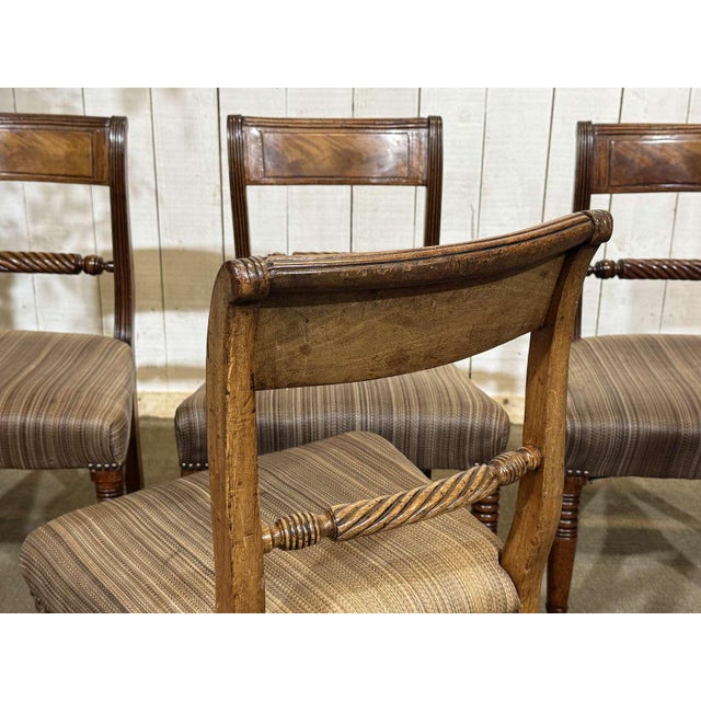 19th Century English Chairs and Armchairs Set in Mahogany, Set of 6 For Sale - Image 11 of 14
