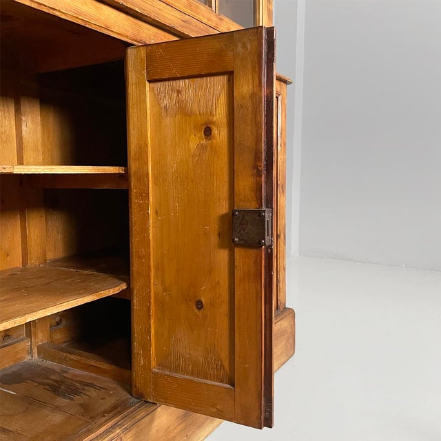 Italian Early 19th-Century Style Wooden and Glass Sideboard, 1930s For Sale - Image 18 of 18