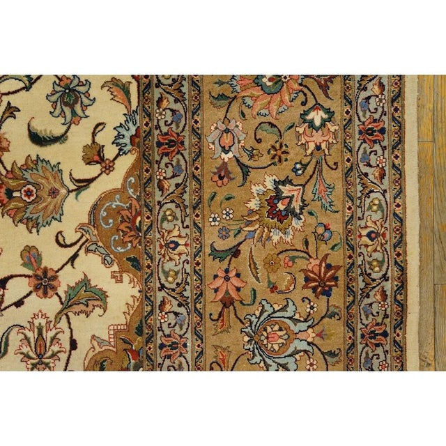 Mid-Century Modern 1940s Luminous Beige Shah Abbas Floral Antique Tabriz Handknotted Room Size Rug For Sale - Image 3 of 7