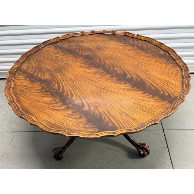 Chippendale 1950s Henredon Piecrust Mahogany Chippendale Style Coffee Table Claw & Ball Feet For Sale - Image 3 of 12