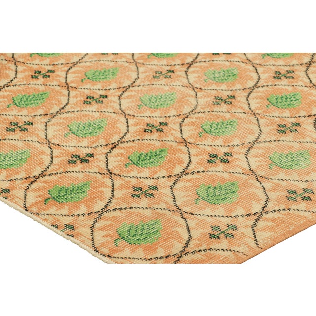 Vintage Zeki Müren Runner in Peach With Green Floral Patterns From Rug & Kilim For Sale In New York - Image 6 of 7