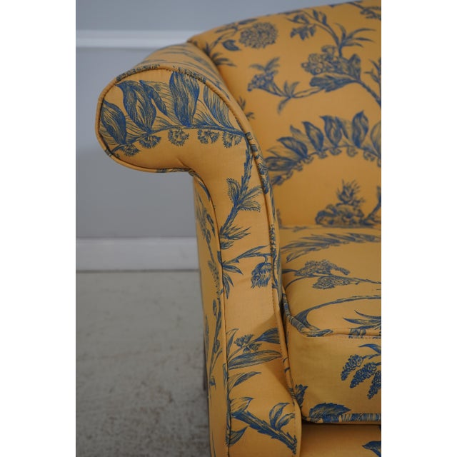 Baker Colonial Williamsburg Blue & Yellow Settee Sofa For Sale In Philadelphia - Image 6 of 18