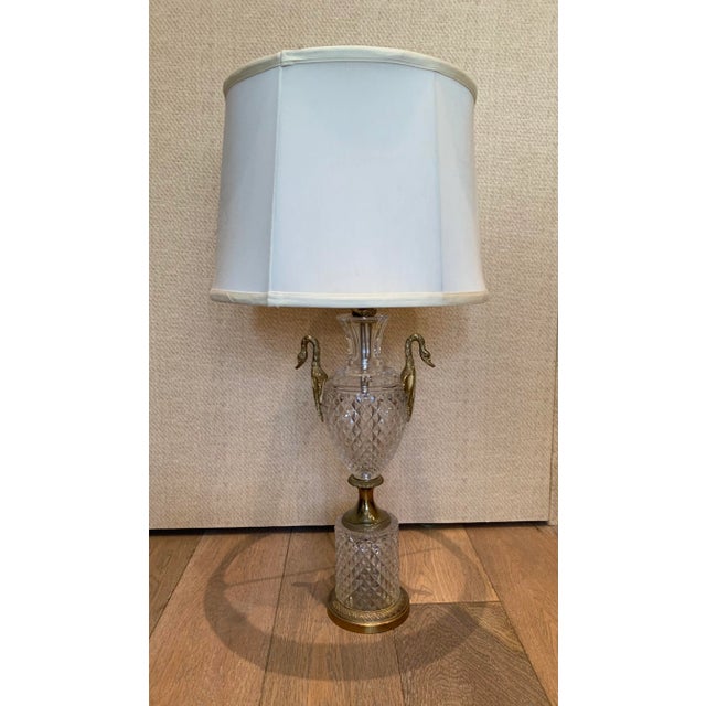 Transparent Mid 20th Century Cut Crystal Table Lamp For Sale - Image 8 of 10