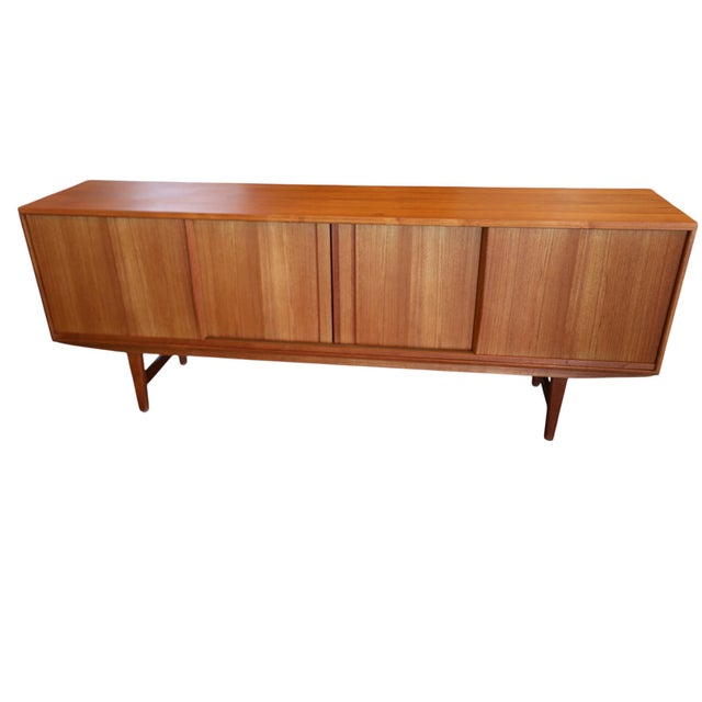Danish Sideboard in Teak with Sliding Doors by E. W. Bach for Sejling Skabe, 1960s For Sale - Image 16 of 16