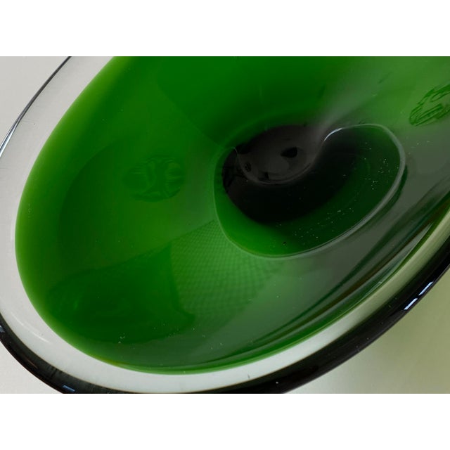 Erickson Glass Co. Early 1950s Oval Green Glass Sommerso Console Bowl Attributed to Erickson Glass For Sale - Image 4 of 11