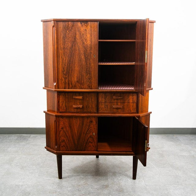 1960s Mid Century Danish Modern Corner Cabinet Rosewood Bar Denmark Drawers Locking Vg For Sale - Image 5 of 11