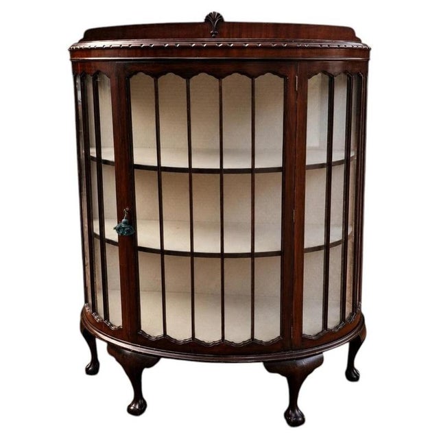 Antique Queen Anne Mahogany Bowed Glass Display Cabinet, 1920 For Sale - Image 9 of 9