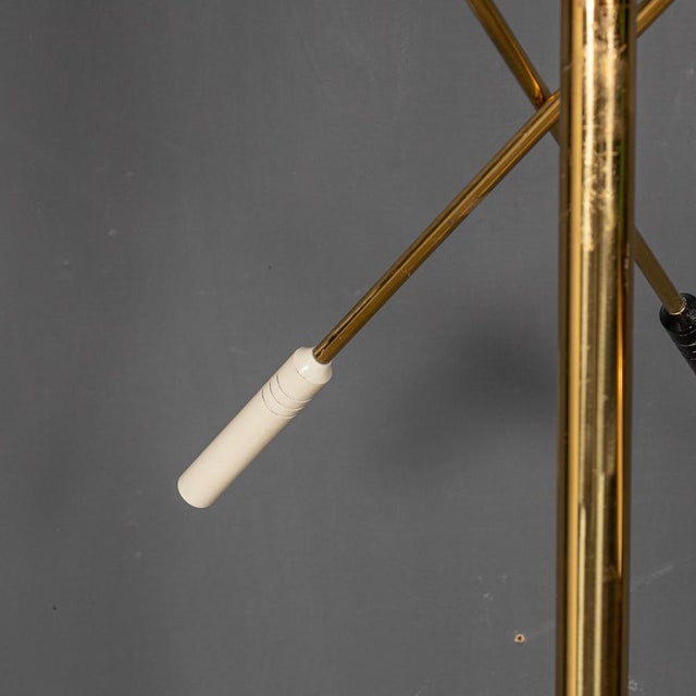 Italian Articulated Standing Floor Lamp, 1970s For Sale - Image 11 of 15