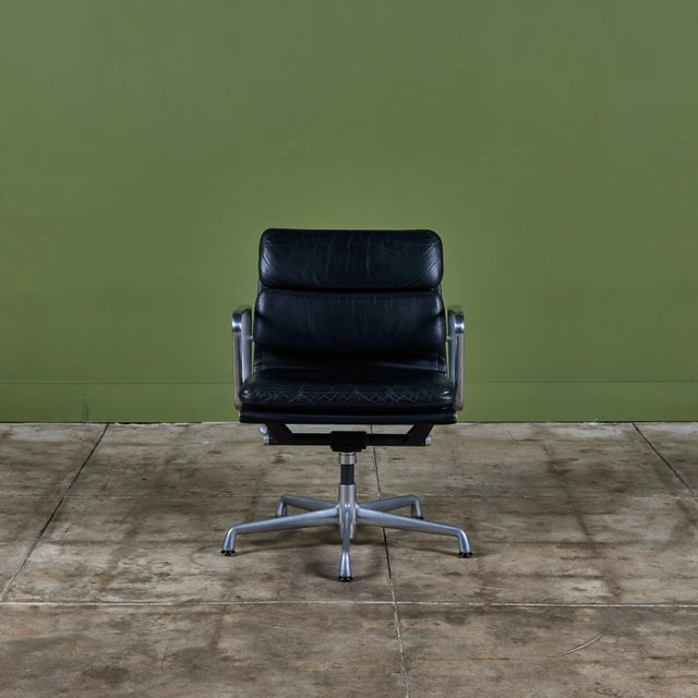 Black Eames Soft Pad Management Chair for Herman Miller For Sale - Image 8 of 18