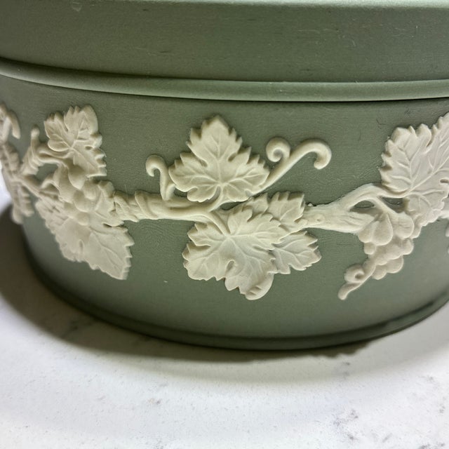 Ceramic Vintage Round Wedgwood Porcelain Grapevine Box Sage Green For Sale - Image 7 of 8