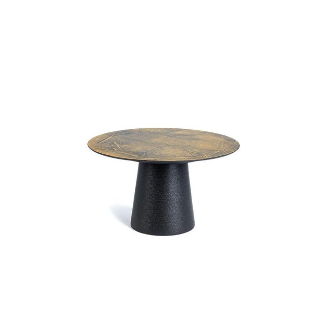 Spatolato Foglia Oro Fungo 500 Coffee Table by Disain1971 Dimensions: D 50 x H 29 cm Materials: black, aged gold, ceramic...