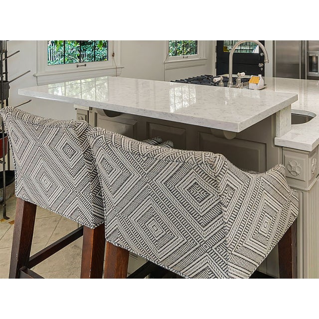 Modern Pair of Lee Industries 5206-52 Upholstered Bar Stools With Diamond Pattern Performance Fabric For Sale - Image 3 of 4