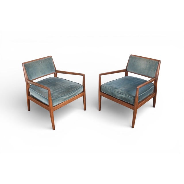 Mid 20th Century Pair of American Walnut Lounge Chairs, 1960s For Sale - Image 5 of 9