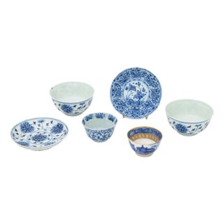 Chinese Export Blue and White Porcelain Teacups and Saucers - Set of 6 For Sale