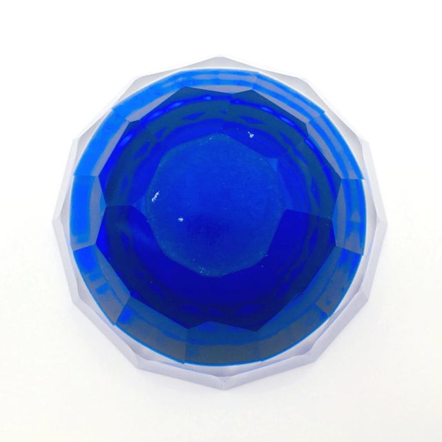Large Sommerso Diamond Faceted Geode Glass Bowl by Mandruzzato, Italy, 1970s For Sale - Image 9 of 11