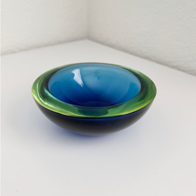 Seguso Vetri Murano Sommerso Glass Bowl, 1960s Italy, Attributed For Sale - Image 9 of 13