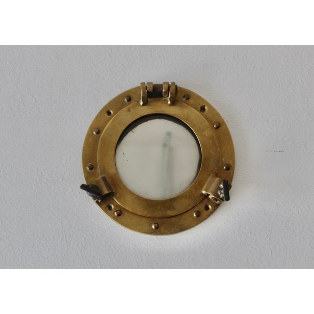 Vintage Small Scale Nautical Brass Port Hole Mirror Hollywood Regency For Sale In Miami - Image 6 of 10