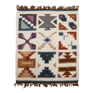 Small Peruvian Textile rug no. j4520 For Sale