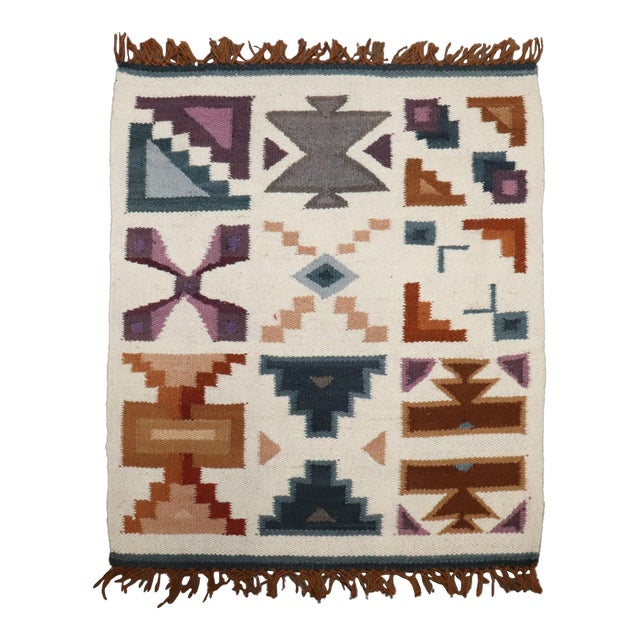 Small Peruvian Textile rug no. j4520 For Sale