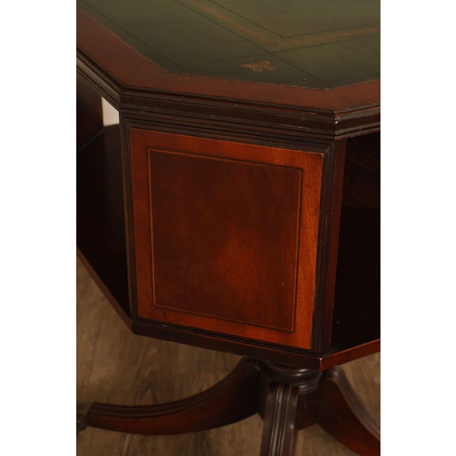 1940's Vintage Pair of Regency Style Mahogany Green Leather Top Pedestal Side Tables For Sale - Image 9 of 18