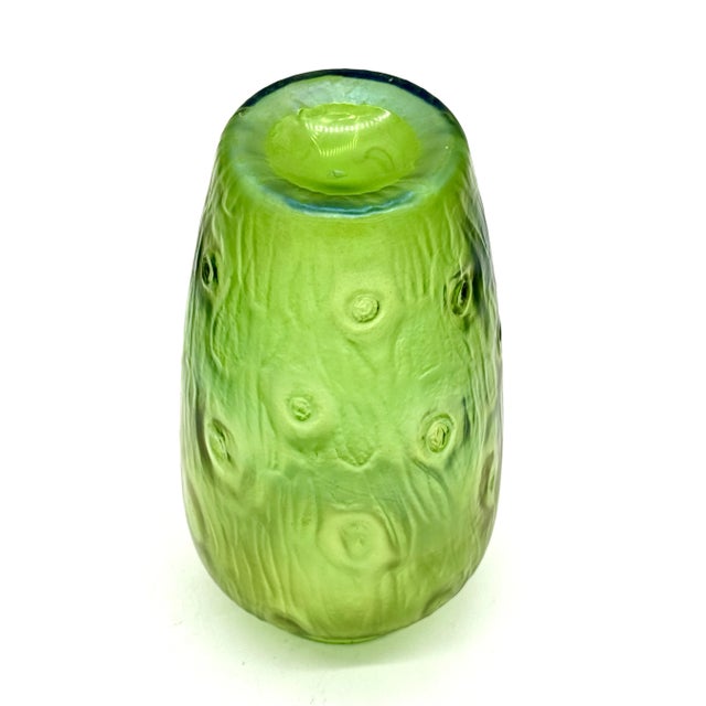 Antique Loetz Creta Rustican Green Nouveau Art Iridescent Vase - Austrian - Pinched Dimples For Sale In New York - Image 6 of 7