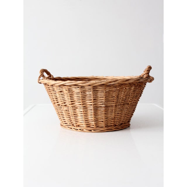 Farmhouse Vintage Oval Wicker Basket With Handles For Sale - Image 3 of 14