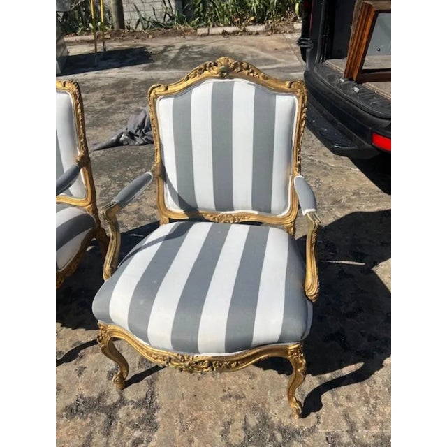 1960s Pair of French Gilt Armchairs For Sale In West Palm - Image 6 of 6