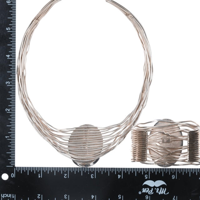Late 20th Century Retro sterling wire/onyx collar and cuff bracelet set, 2 Pieces For Sale - Image 5 of 7