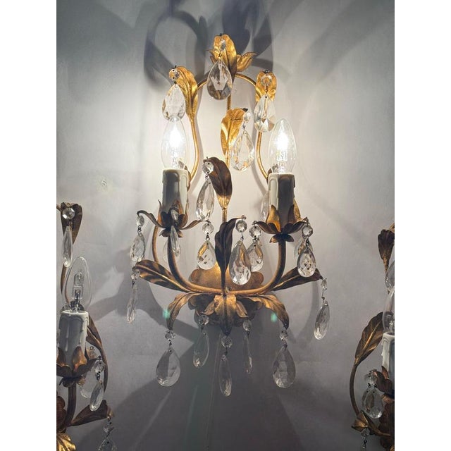 Venetian Hollywood Regency Gilt Crystal Wall Lights, Italy, 1970s, Set of 3 For Sale - Image 4 of 18