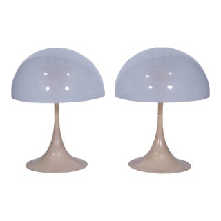 Pair of Mid-Century Modern Acrylic Tulip Base Table Lamps by Louis Paulsen For Sale