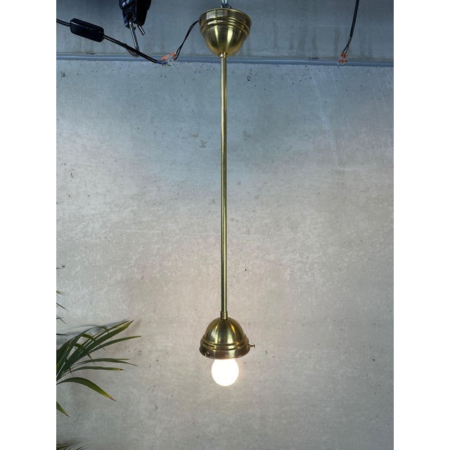 Art Deco Hanging Light in Marbled Rose Opaline, 1930s For Sale - Image 4 of 11