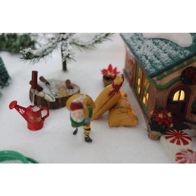 Mrs. Claus’ Greenhouse Diorama – Moore’s North Pole Storybook Collector’s Edition With Signed Book & Coa For Sale - Image 9 of 18