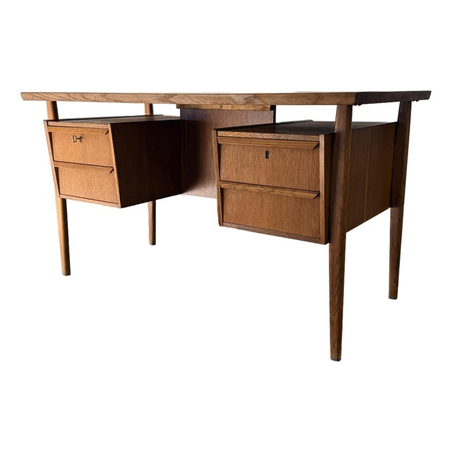 Rare Vintage Danish Modern Floating Top Quarter-Sawn Oak Desk Gunnar Nielsen Tibergaard Attributed For Sale