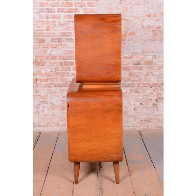 Czech Art Deco Sideboard in Walnut attributed to J. Halabala for Up Zavody, 1940s For Sale - Image 13 of 18