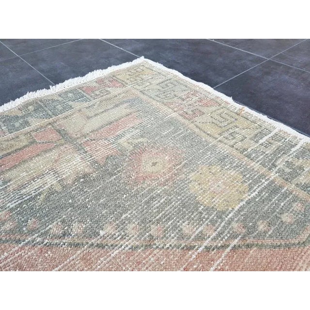 Textile 1960s Vintage Floral Handmade Rug-3’10’x8’4" For Sale - Image 7 of 11